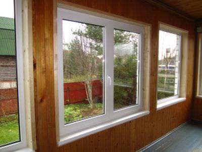 Визначаємо вид вікон для дачі, тобто, вибираємо пластикові вікна, дерев'яні вікна