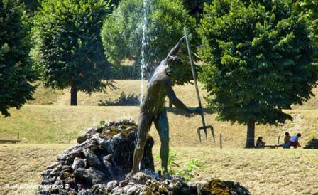 Скульптура в саду Боболі