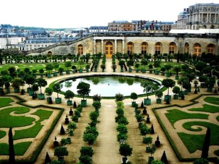 Басейни в садах Версаля