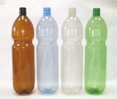 Пластикові пляшки - відмінний матеріал для виготовлення різних виробів для дачі