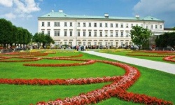 Сад Мірабель в Зальцбурзі: пишність стилю бароко в ландшафтному дизайні
